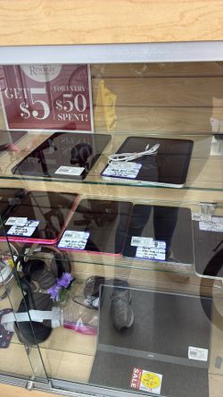 iPad Tablets 299-699 Come See Us !!!!