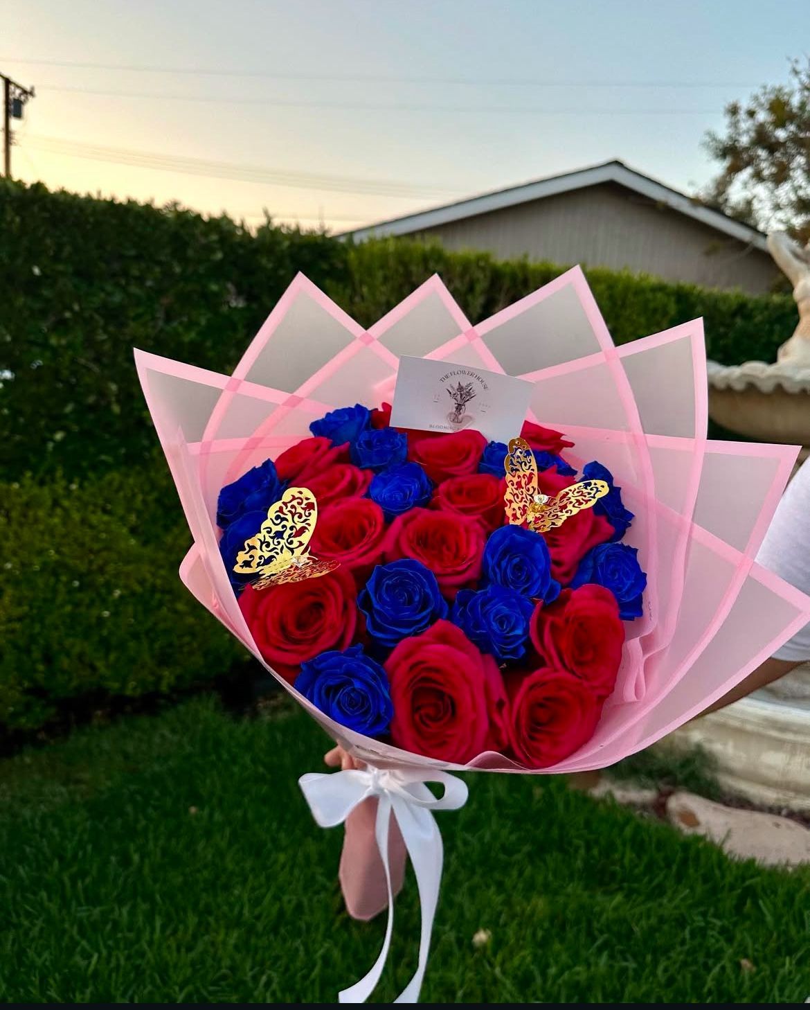 ramo| flowers| flower bouquets| bouquet| roses| valentines