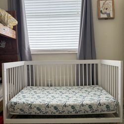 Baby Crib/ Delta Children Jordan 4-in-1 Convertible Crib