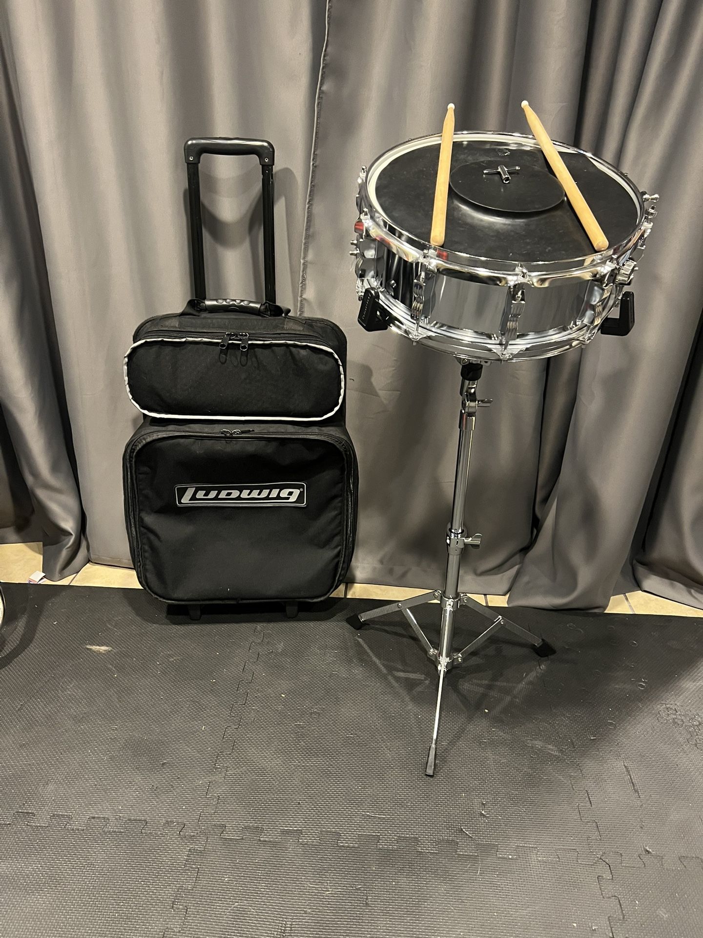 Ludwig Student Snare Drum Kit