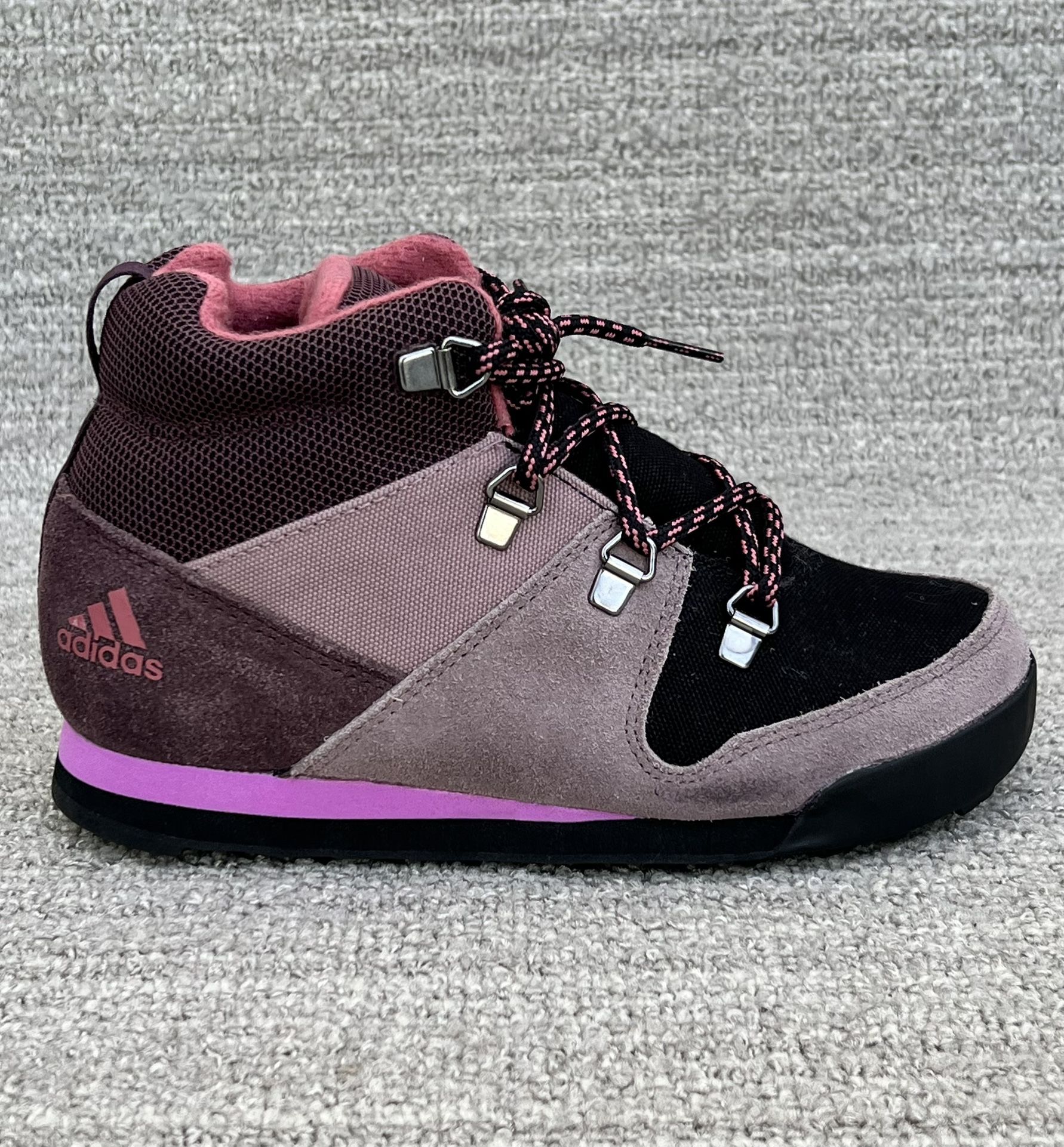 ADIDAS Terrex Climawarm Snowpitch Hiking Boots Pink Kids Size 13.5 US NWB