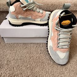 New BrandBlack Hiking Sneakers 