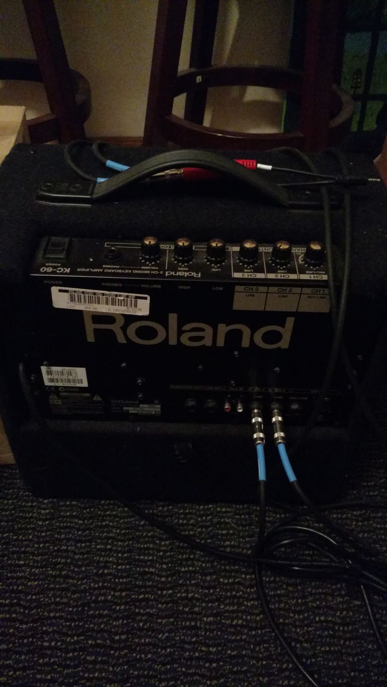 Roland KC - 60 amplifier