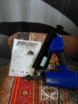 Neumatic nailer
