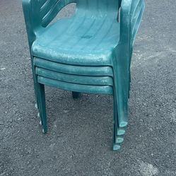 4 Plastic Kids Chairs
