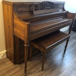 Yamaha Musical Antique