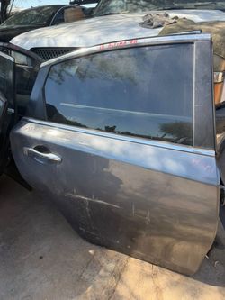 2013 / 2017 Nissan Altima left driver rear door LH