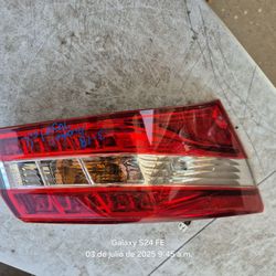 Toyota Avalon Left Tail Light Oem 