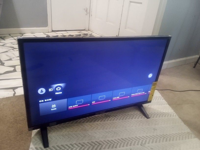 24" Insignia Smart Tv 