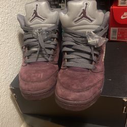 Jordan 5’s  Size 4y
