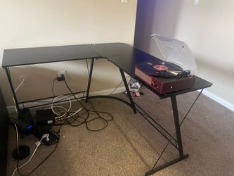 L shaped desk