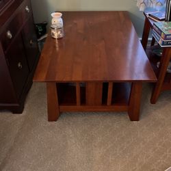 Coffee Table Solid Wood Cherry Stained Great Condition 