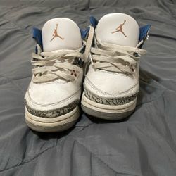 Air Jordan 3’s Sport Blue