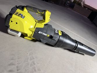 Ryobi Gas Jet Leaf Blower
