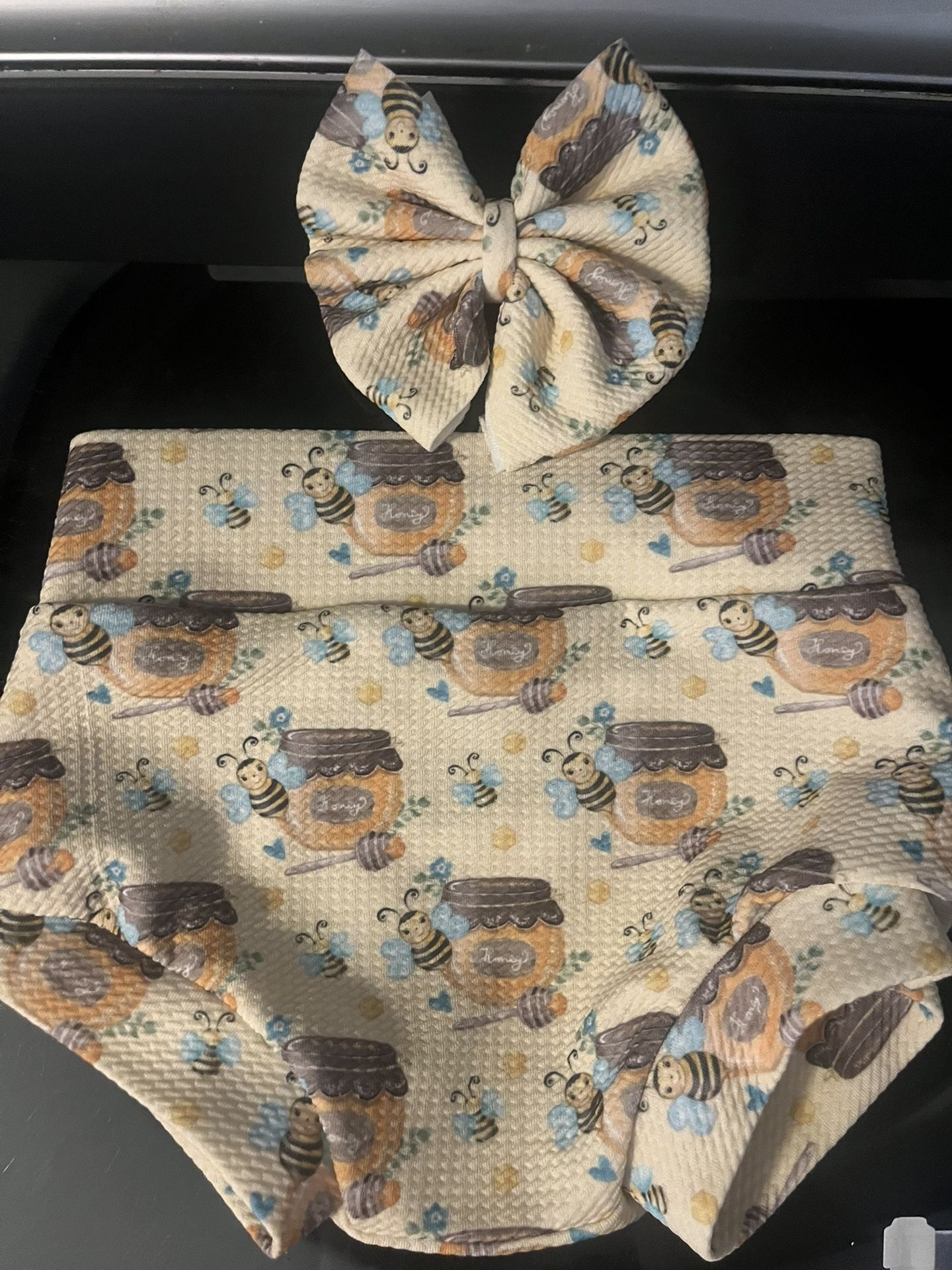 Honey Bummies And Bow Set
