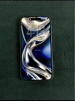 iPhone 15 - 128GB - 100% Battery