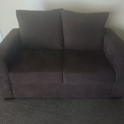 Brown Chocolate Loveseat/Coffee Table 