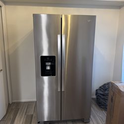 Whirpool Refrigerator/ Freezer