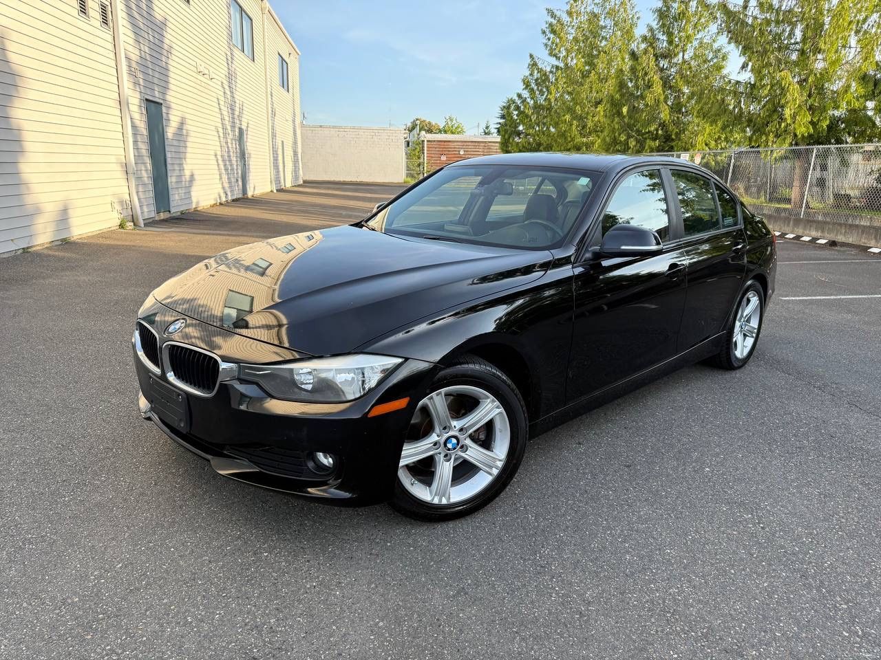2015 BMW 3-Series 320i Sedan