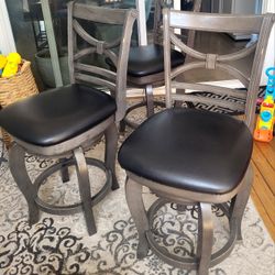 Bar Stools 