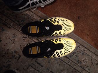 Official Nike Steeler Shoes 9.5 Mens 