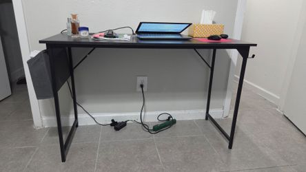 Black Metal Frame Computer Desk