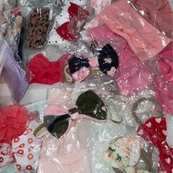 40 bows Baby Girl Hair Bows / New Beautiful Hair Bows with Great Baby Girl Colors