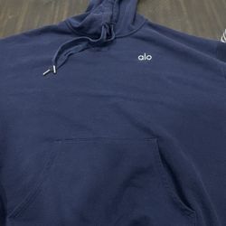 Alo Accolade navy Blue Size Medium Pre Owned 