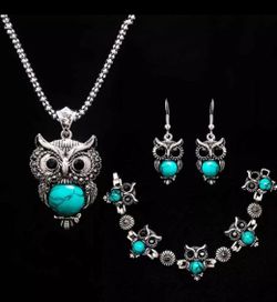 Bracelet,necklace and earrings set