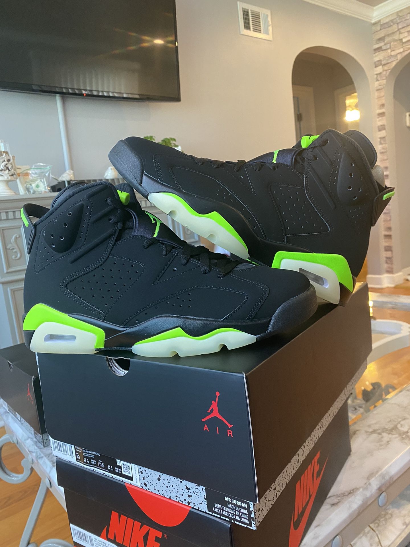 Green jordan cheap 6s