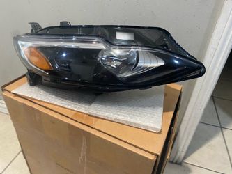 2019-2025 Chevy Malibu right headlight