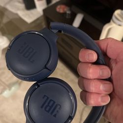 🎧 JBL Tune 510BT Wireless Bluetooth Headphones – Great Condition