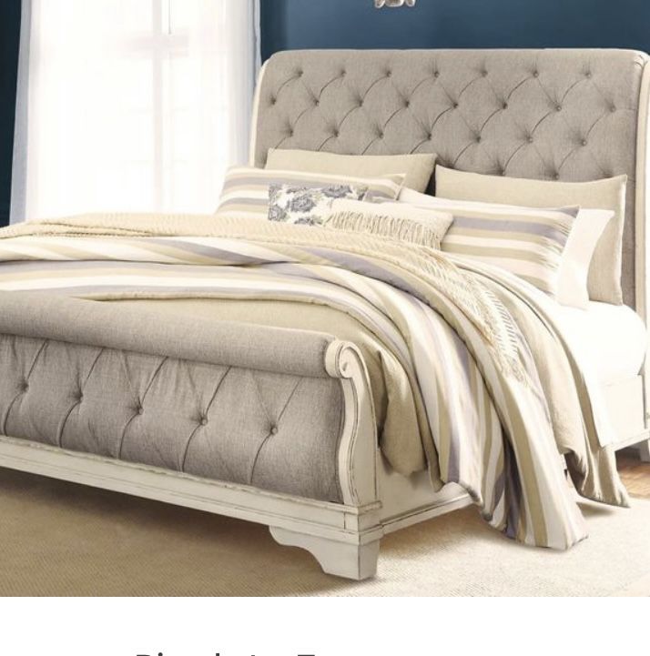 Ashley Furniture (Realyn) King Bedroom Set