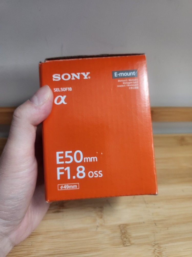 Brand new Sony FE 50mm f1.8 lens