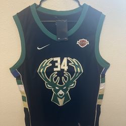 Giannis Milwaukee Bucks Jersey Size 52
