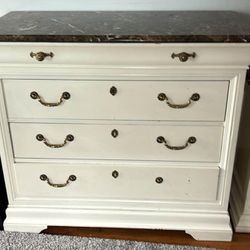Vintage Thomasville Dresser And 2 Nightstands With Marble Tops