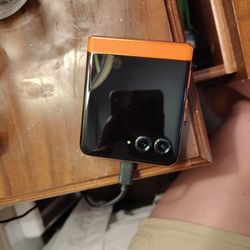Motorola Razr (2024)