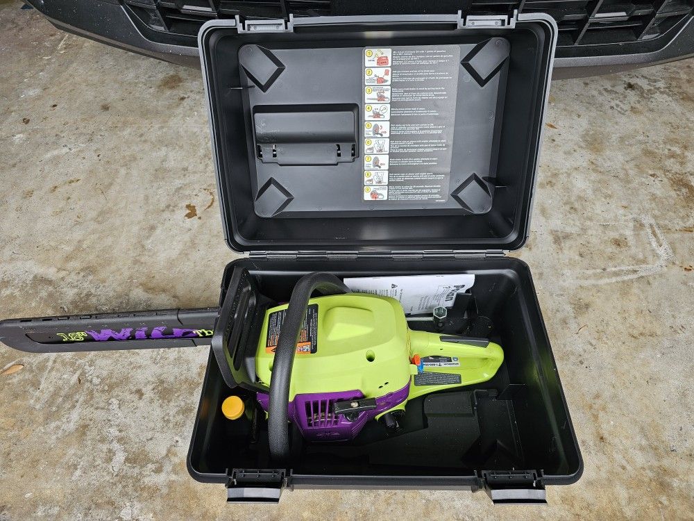 Poulan 18" Wild Thing Chainsaw - Needs Work