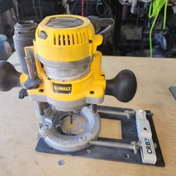 Dewalt Router