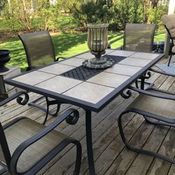 Hampton Bay Patio Furniture Set.   