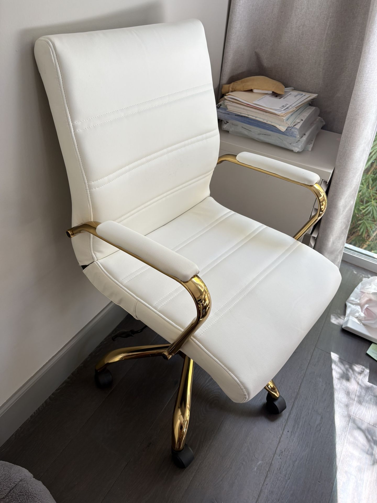 Living Spaces White Desk Chair With Gold Accents