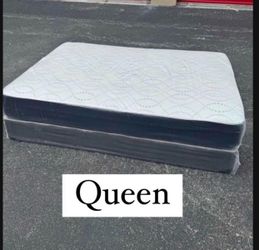 NEW QUEEN SIZE MATTRESS AND BOX SPRING - 2PC