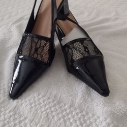 Zapatos Todos Size 7 $10 Each