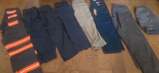 Mens pants 8$