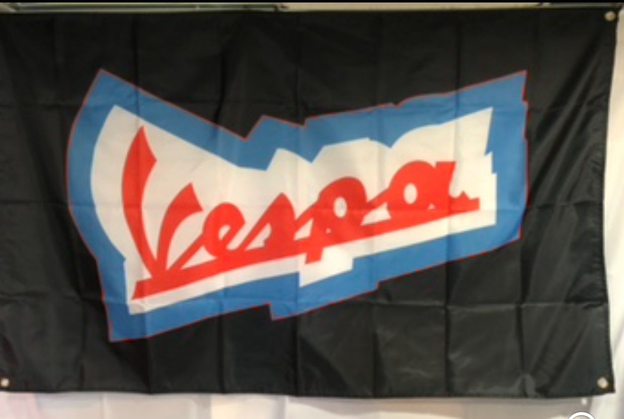 Vespa Wall Flag (3’x5’)