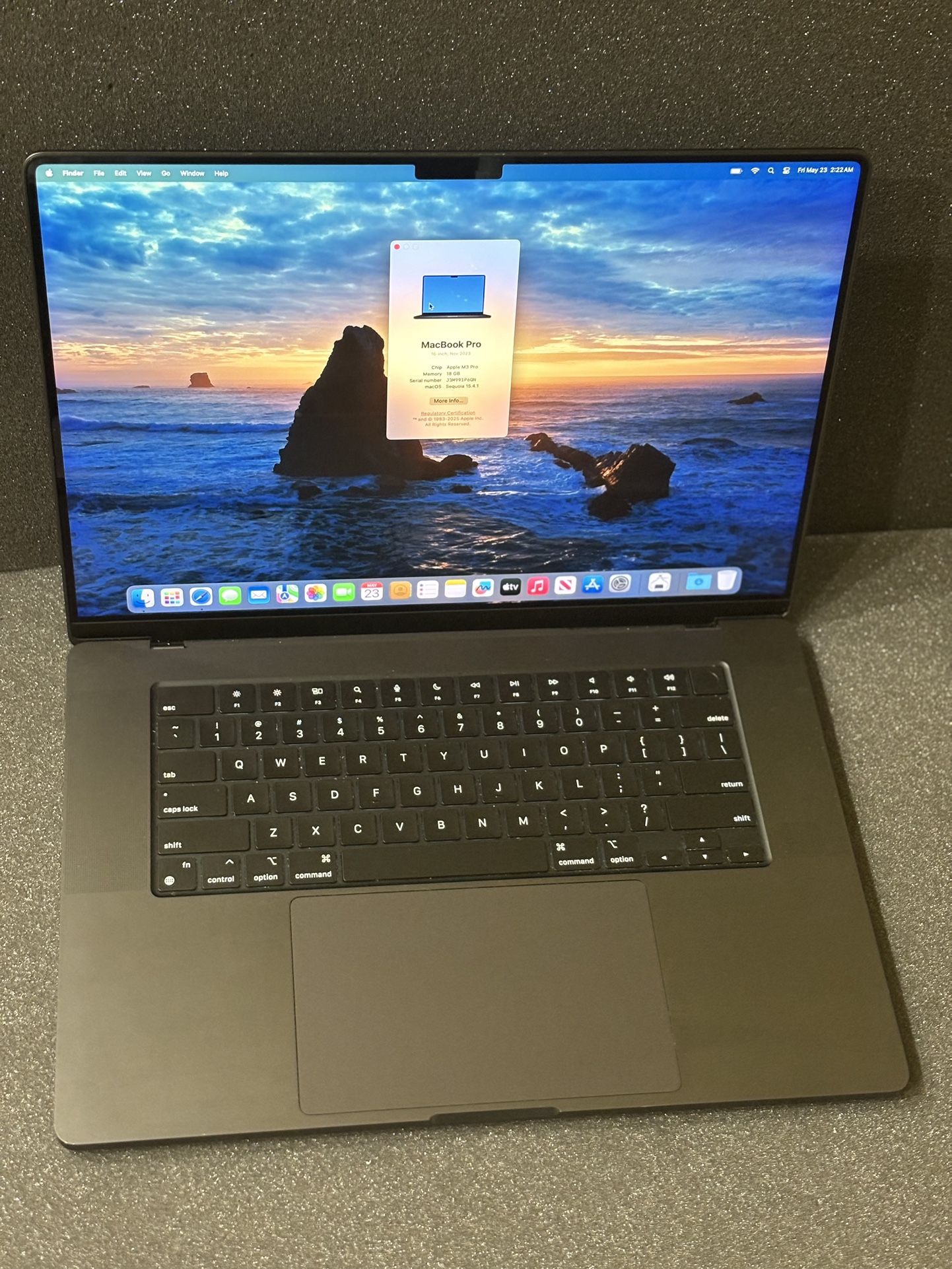 MacBook Pro 16 2023 M3 Pro 18gb  ram 512 gb