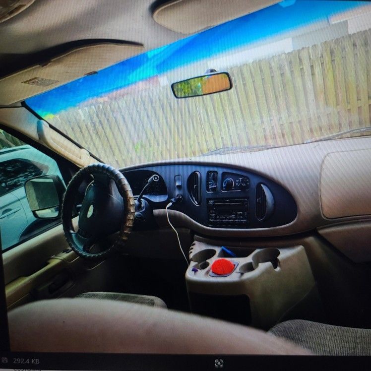 03 Ford Van E 350 V8 5.4 Triton Extremely Powerful