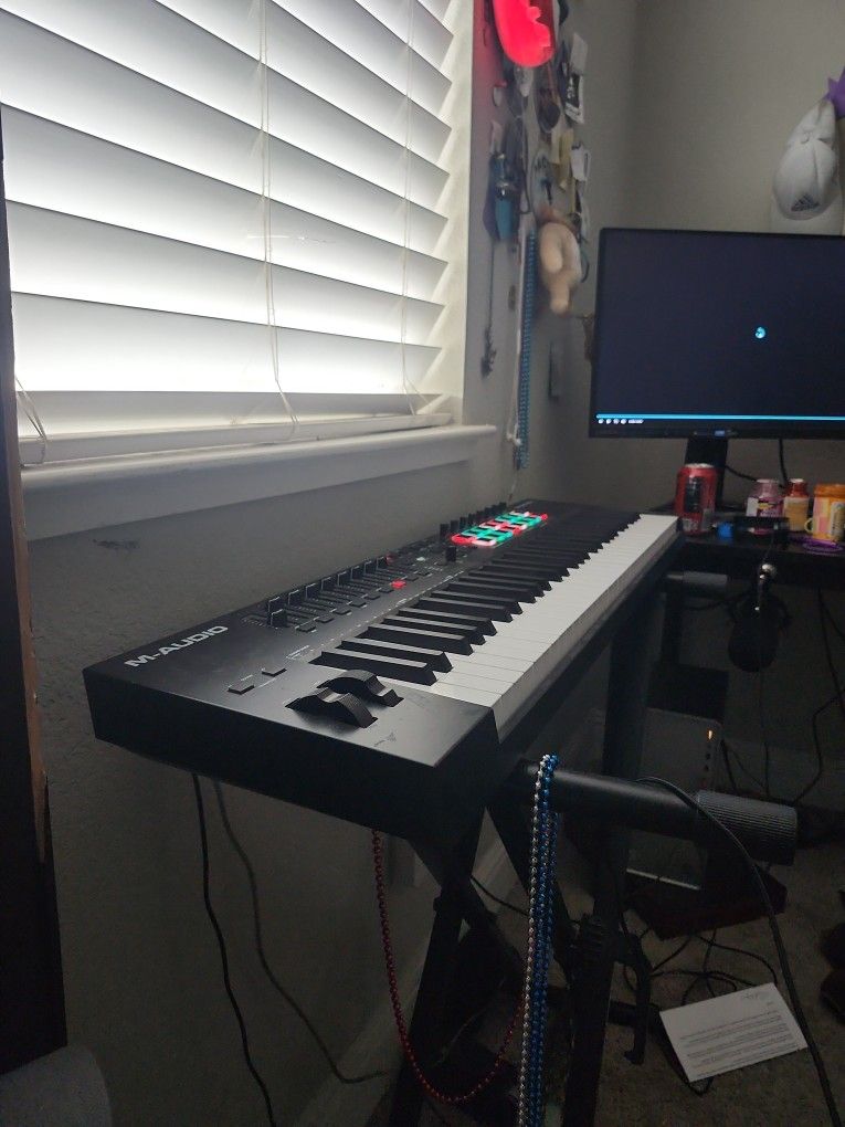 M-Audio Pro 61