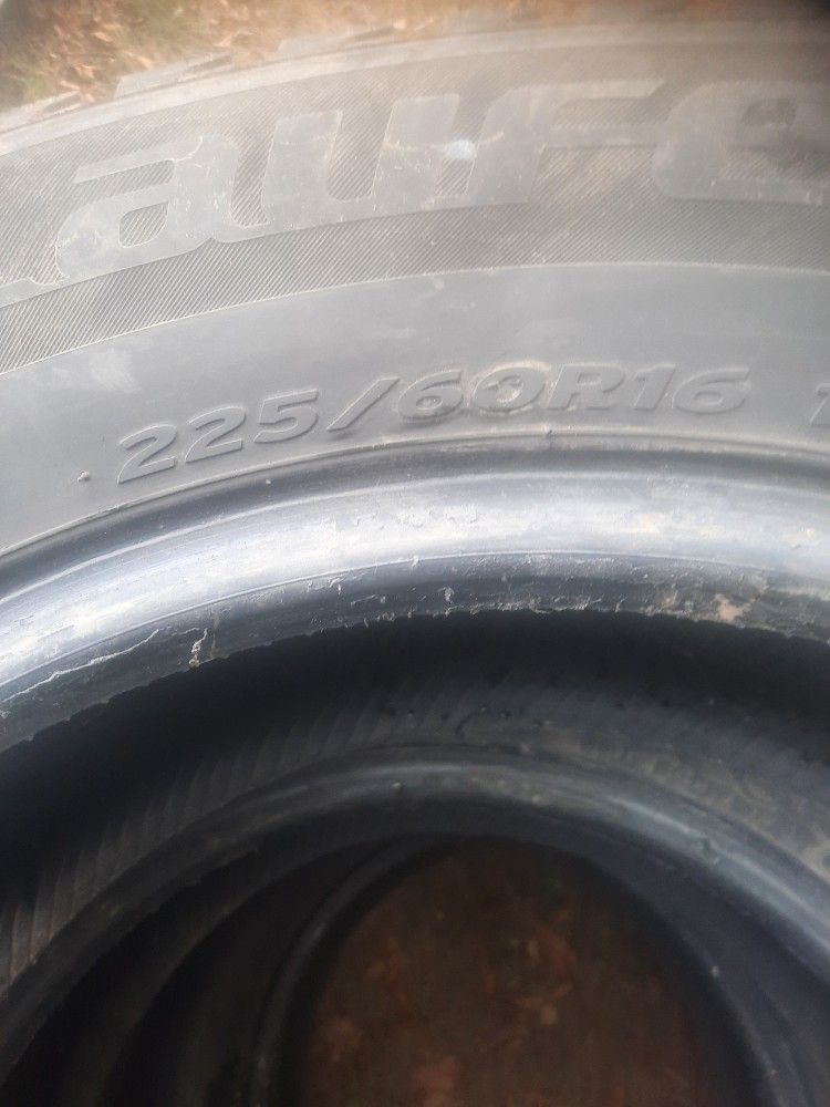 Gently USED Snow TIRES 225/R60/16