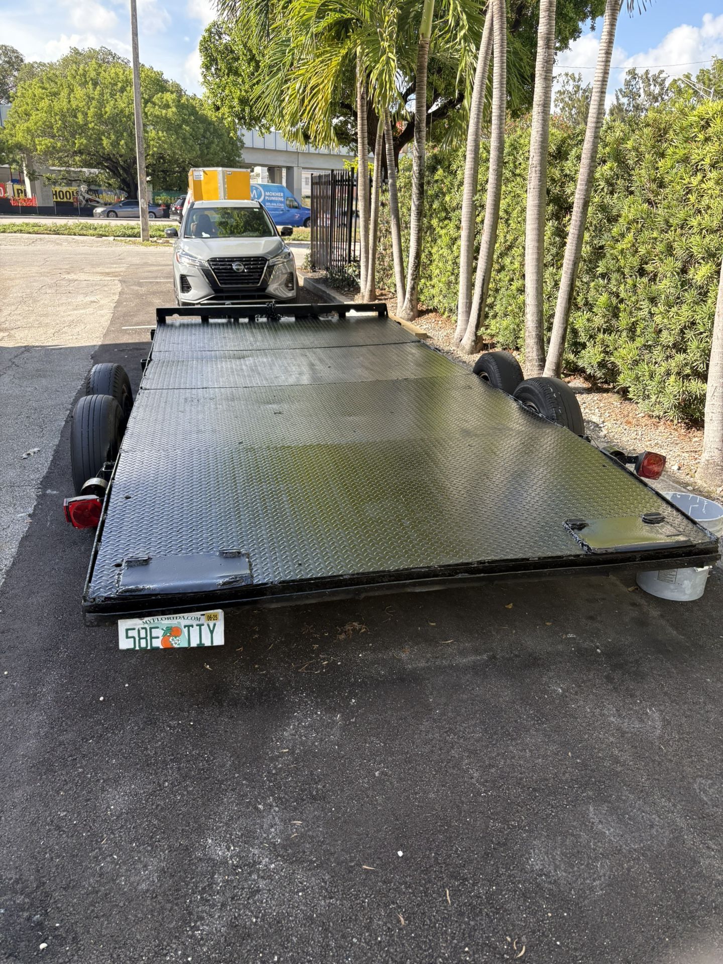 Trailer